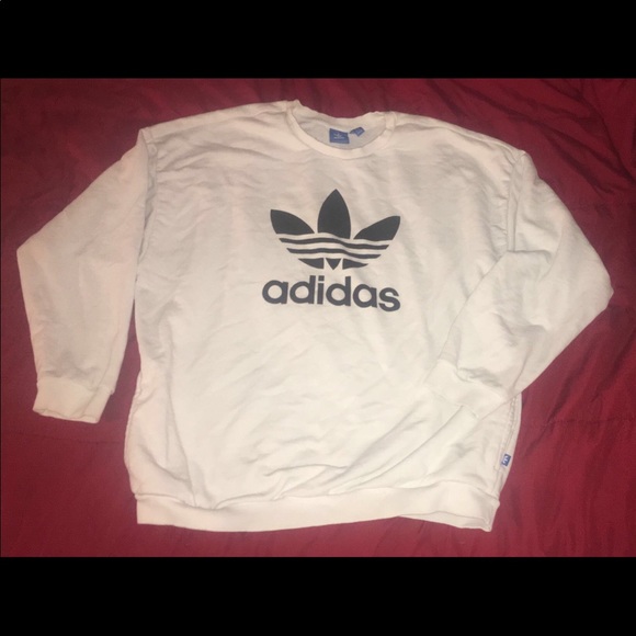 adidas crew neck with pockets